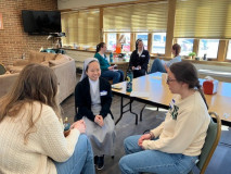 St.-Paul-de-Chartres-SIster-among-young-women